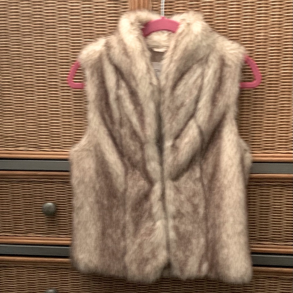 BCBGeneration Vest - Faux Fur - cream with brown - Great Condition - Size XS/S